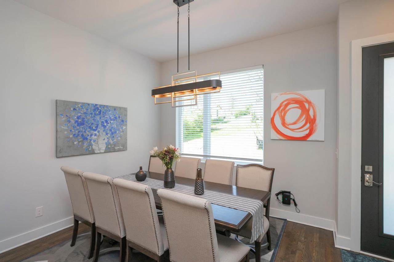 Luxury Townhome Skyline Views Mins To Dt Νάσβιλ Εξωτερικό φωτογραφία