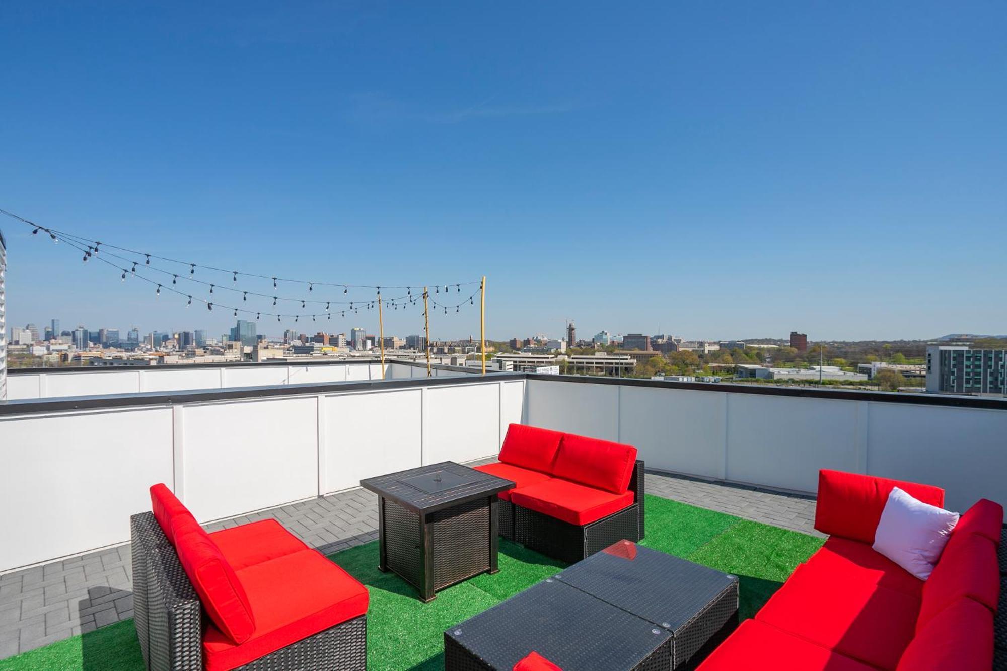 Luxury Townhome Skyline Views Mins To Dt Νάσβιλ Εξωτερικό φωτογραφία