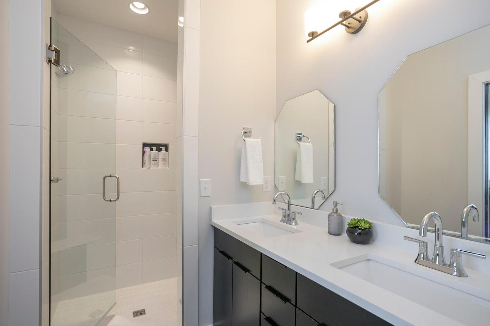 Luxury Townhome Skyline Views Mins To Dt Νάσβιλ Εξωτερικό φωτογραφία