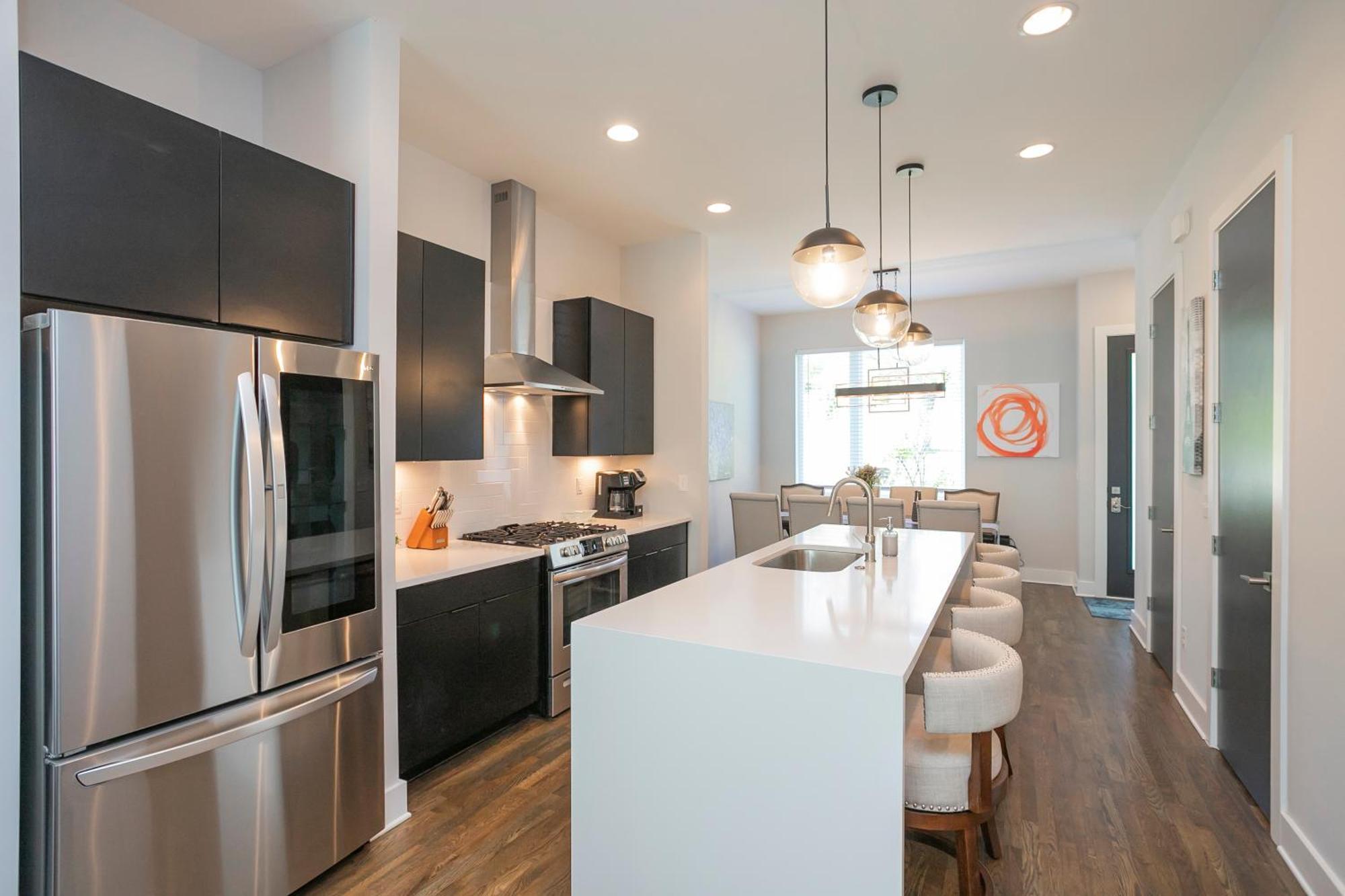 Luxury Townhome Skyline Views Mins To Dt Νάσβιλ Εξωτερικό φωτογραφία