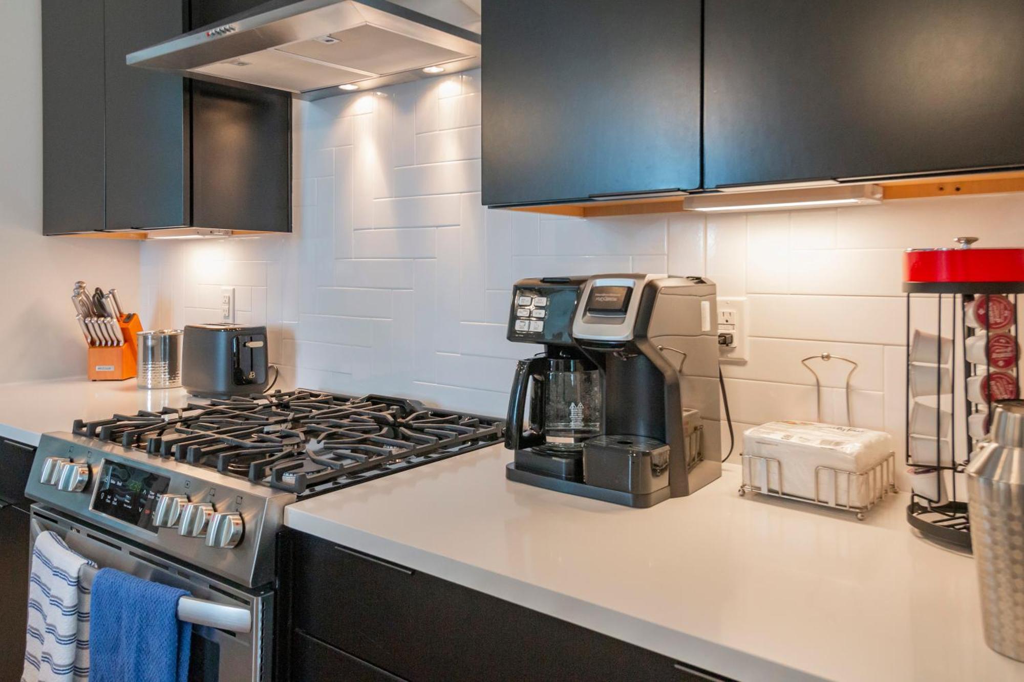 Luxury Townhome Skyline Views Mins To Dt Νάσβιλ Εξωτερικό φωτογραφία