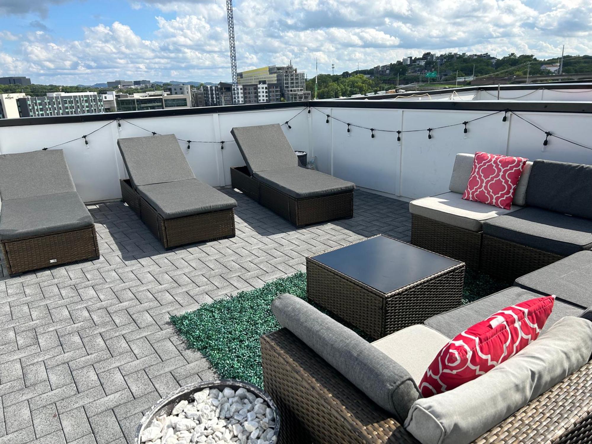 Luxury Townhome Skyline Views Mins To Dt Νάσβιλ Εξωτερικό φωτογραφία